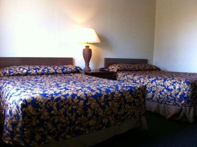 Ashford Motel Room photo